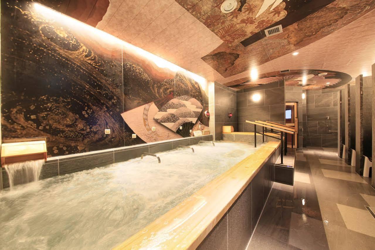 Centurion Hotel & Spa Ueno Station -Artificial Radium Hot Spring Tóquio Exterior foto